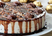 Cheesecake με Ferrero Rocher, Nutella & φουντούκια χωρίς ψήσιμο