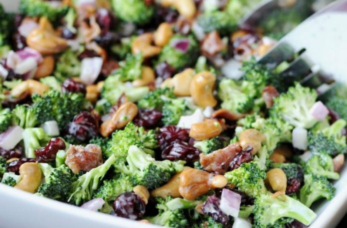 salalta_me_wmo_brokolo_kai_kounoupidi