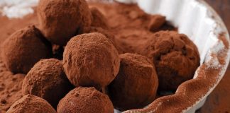 Τρουφάκια με κάστανο και σοκολάτα
