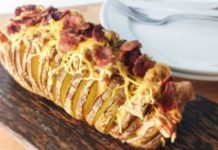 Ένα απλό κόλπο μετατρέπει μια ψητή πατάτα σε αριστούργημα. Σχεδόν θα παραείναι όμορφο για να το φάτε!