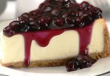 Γιαουρτογλυκό με μπισκότα και βύσσινο