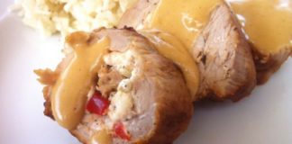 Χοιρινό φιλέτο γεμιστό με φέτα, πιπεριά και υπέροχη σάλτσα