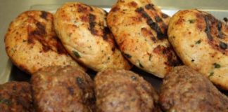 Μυστικά των σεφ για αφράτα & νόστιμα μπιφτέκια! Όλα τα τιπς και 8 συνταγές που θα σας καταπλήξουν!