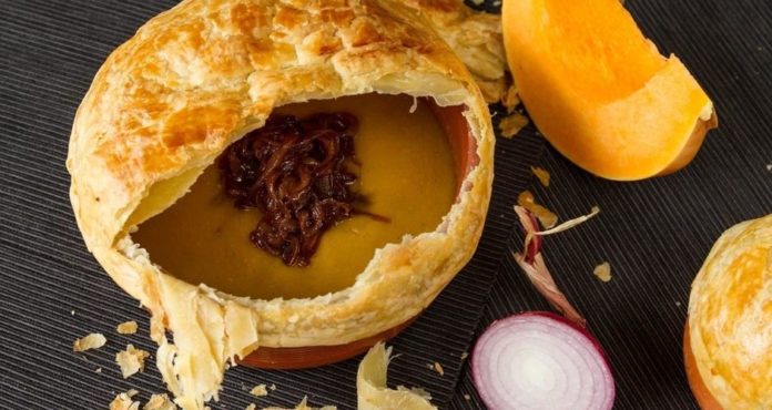 recipe_main_akis-petretzikis-soupa-kolokythas-me-fyllo-kroustas