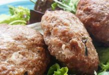 Δοκιμασμένα μυστικά για αφράτα και ζουμερά μπιφτέκια