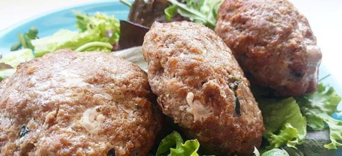 Δοκιμασμένα μυστικά για αφράτα και ζουμερά μπιφτέκια