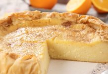 Φτιάξτε γαλατόπιτα της γιαγιάς με πορτοκάλι και κανέλα!