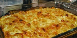 Πανεύκολο Σουφλέ Ζυμαρικών Με Τυριά Και Ντοματίνια